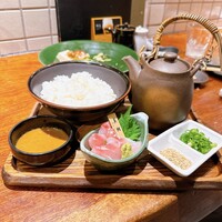 八吉 新宿西口店 - 鯛茶漬け