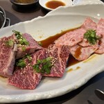 炭火焼肉 にく式 - 上カルビ　カイノミ　サガリ