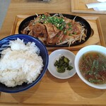 麺飯酒処 梵 - 生姜焼き定食