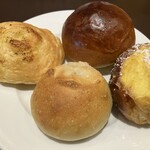 BISTRO309 - パンは色々種類があります