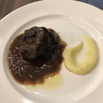 IL PLANETARIO - 牛ホホ肉マルサラワイン煮込み薩摩芋のピュレ