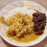 240807798 - レギュラーカレーのあいがけ①