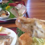 海鮮・話食処 しん - ぷりぷりジューシーな牡蠣フライ（１４，２，５）