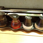 麺恋まうろあ - 卓上調味料