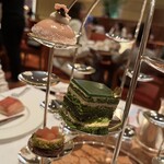 The Peninsula Tokyo The Lobby - 抹茶と黒蜜バターのオペラ