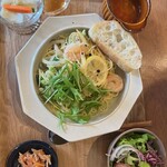 GOOD LUCK - 塩こうじエビ入りパスタ