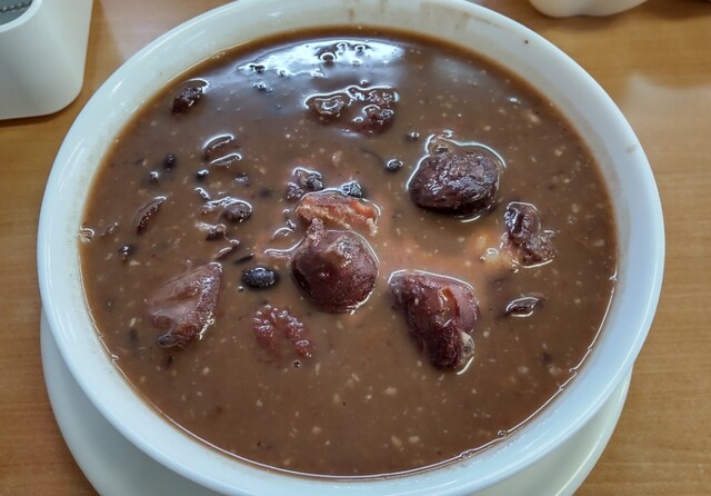 RESTAURANTE DA LAURA