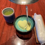 游玄亭 - 食後のアイスはサービスです♪