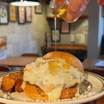 BurgerShop HOTBOX - Quattro Formaggi Burger with French Fries.