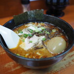 前橋とんこつ 味楽留 - 辛みらくるらぁめん