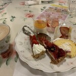 キャナリィ・ロウ - 