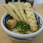 麺匠 釜善 - （2024/2月）ごぼう、とり天、竹輪うどん（温）