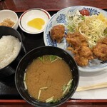 Kaisendon Ya Nakamise - から揚げ定食
