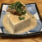 秩父焼肉ホルモン まる助 - 秩父肉味噌やっこ