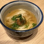 sumibitowaintojummaishukingumomo - 梅にゅうめん