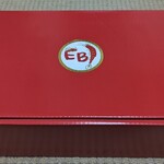 EBI研究所 - テンション上がる真っ赤な箱
