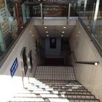 四ツ谷酒場 チムニー - 201402　チムニー　階段