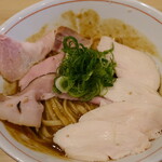 麺処 鶏谷 - 熟成鶏そば(大盛)￥959(2024.2)