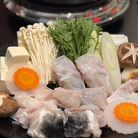 泳ぎとらふぐ活蟹料理 あじ平 曽根崎 - 