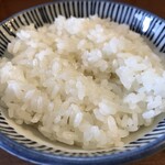 仙台中華そば 銘店嘉一 - 粒立ち良くシャッキリカタメの炊き上がり。