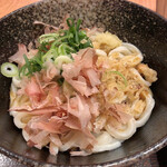 実演自家製麺 甚八 - えびすたまりうどん550円