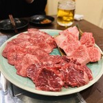 焼肉 肉秀 - 牛・ホルモン三種(牛タン/ハラミ/カルビ 共にコース)