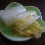 白菜のお漬物も美味しいですね