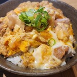 石挽き十割蕎麦 玄盛 東梅田店 - 京赤地鶏親子丼@680