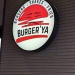 BURGER'YA - 店内のサインボード