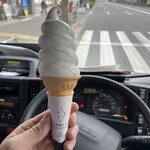 牛乳屋さんのソフトクリーム - 