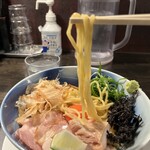 カネキッチン ヌードル - 麺