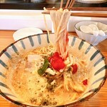 Tenohira - 麺リフト