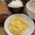 老虎苑 - スクランブル玉子は＠200円