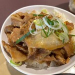 Eat it! - 豚スタミナ小丼 アップ
