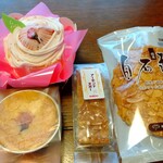 高甚 - 料理写真:桜モンブラン、桜ガレットなど