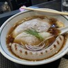 豚一頭清湯麺