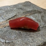 鮨 龍馬 - マグロの赤身漬け