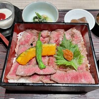 小梅 浦和総本店 - 