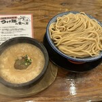 下品なぐらいダシのうまいラーメン屋 - 