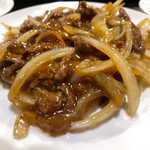 元祖 紙やき ホルモサ - 牛肉と玉葱の黒胡椒炒め