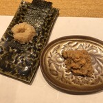 鮓 きずな - あん肝と奈良漬を混ぜたものは、そのまま食べても良いし、左の海苔のご飯の上に乗せて巻いて食べても美味しい
