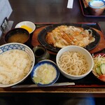 きそば 札幌 小がね - カツ丼ミニ蕎麦セット　1400円