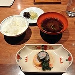 すみや亀峰菴 - 蓮麩ぜんざい　黒豆茶羹　黒豆きなこ　金箔