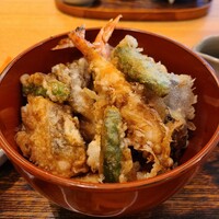 日本料理「雲海」 - 具沢山の天婦羅