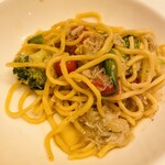 gennaio - カニと白ワインソース　麺は手打ち