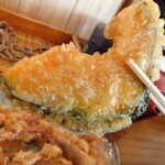 そば処 一庵 - でかいカボチャの天婦羅
