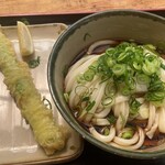 いなもく - ぶっかけうどんとアスパラの天麩羅