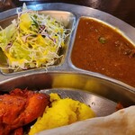 ASIAN DINING LUMBINI - マトンカレー