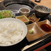 柳橋焼にく わにく - 