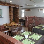 BALInese Restaurant BUNGA LOTUS - 店内